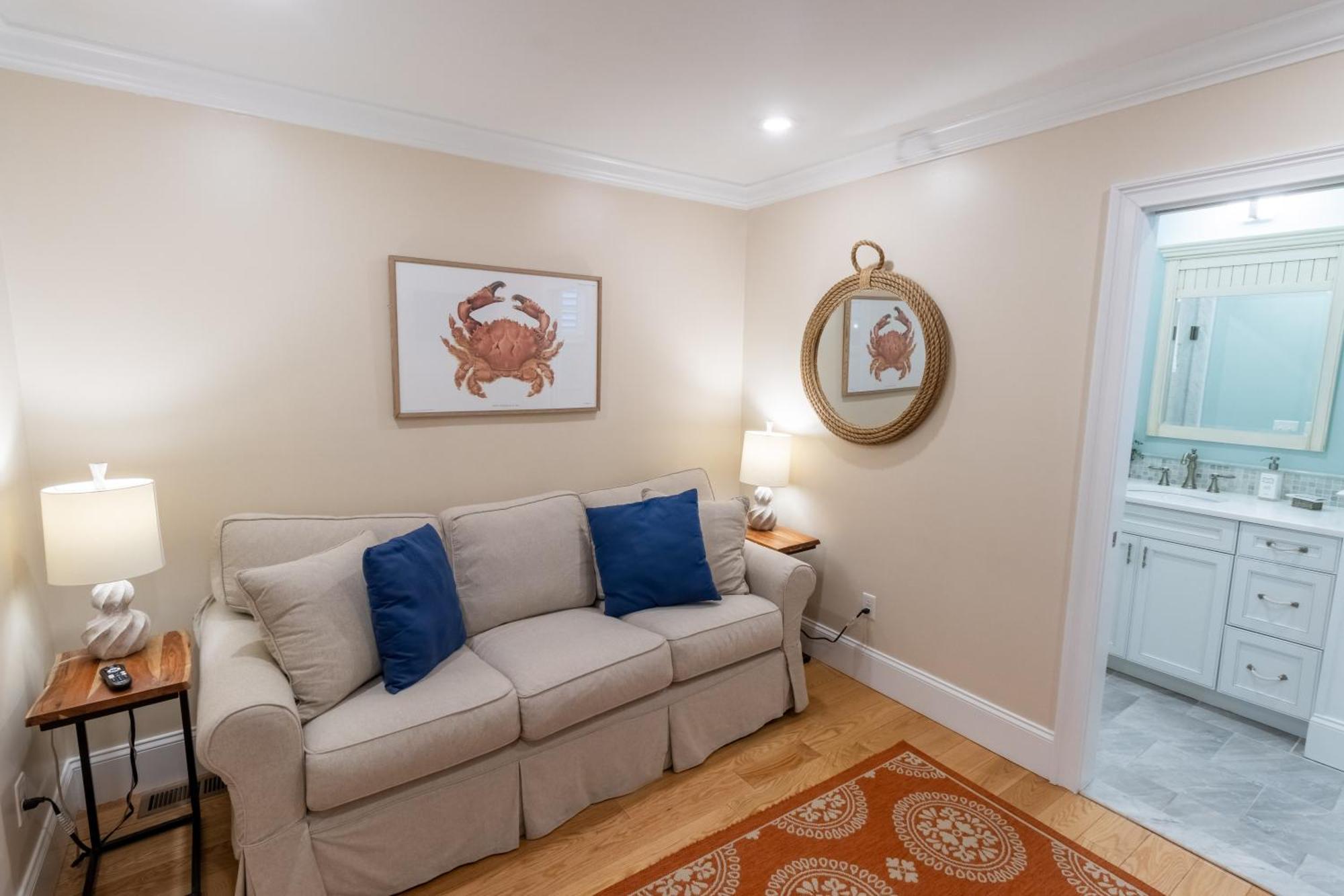 The Lofts - 548 Thames Street Apartment Newport