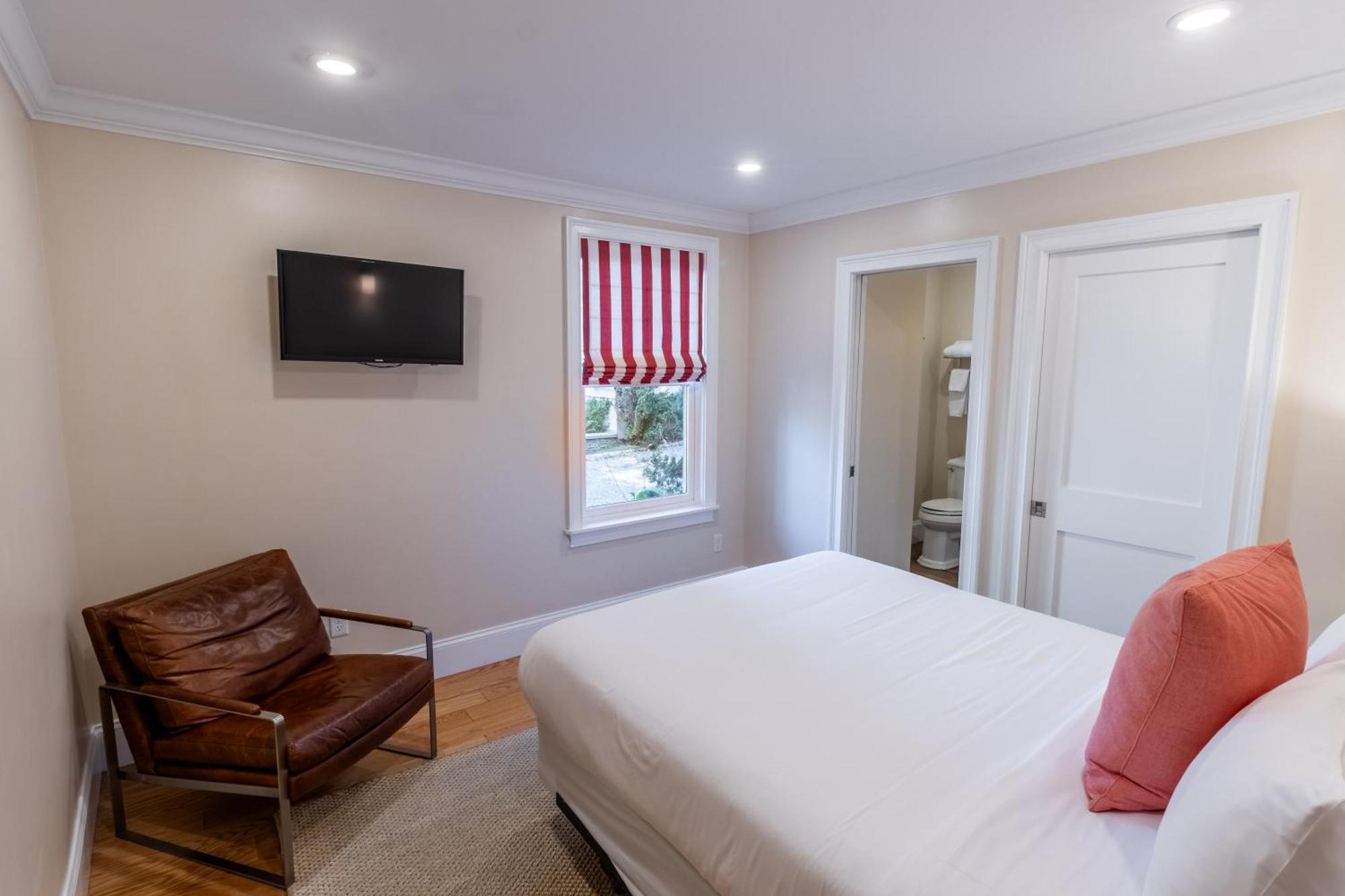The Lofts - 548 Thames Street *