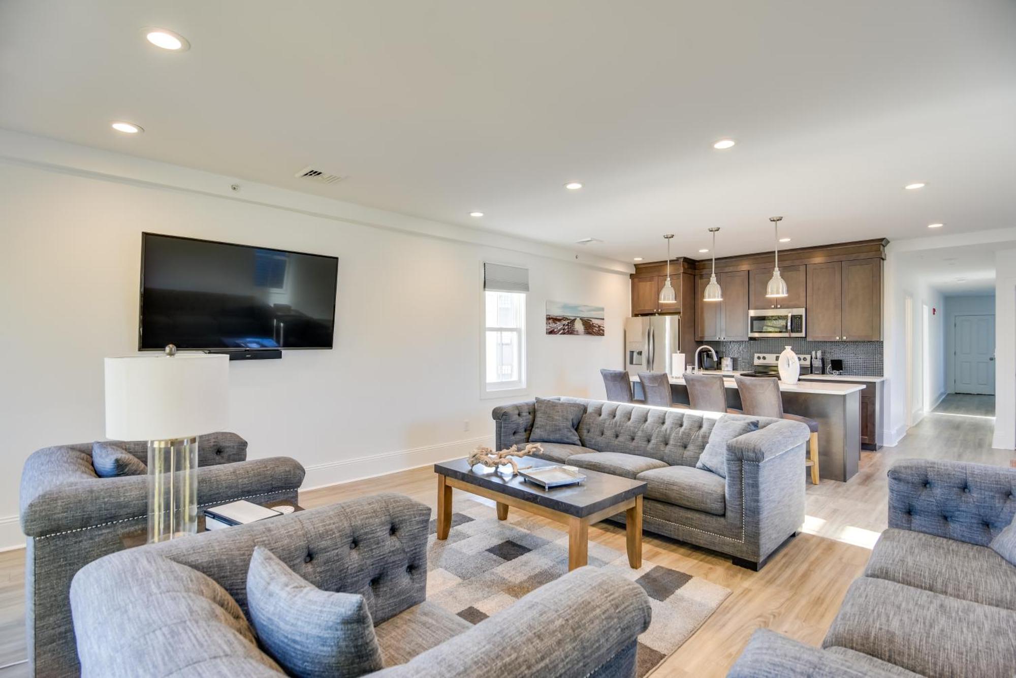 Walk To Bowens Wharf In Dtwn Apartment *