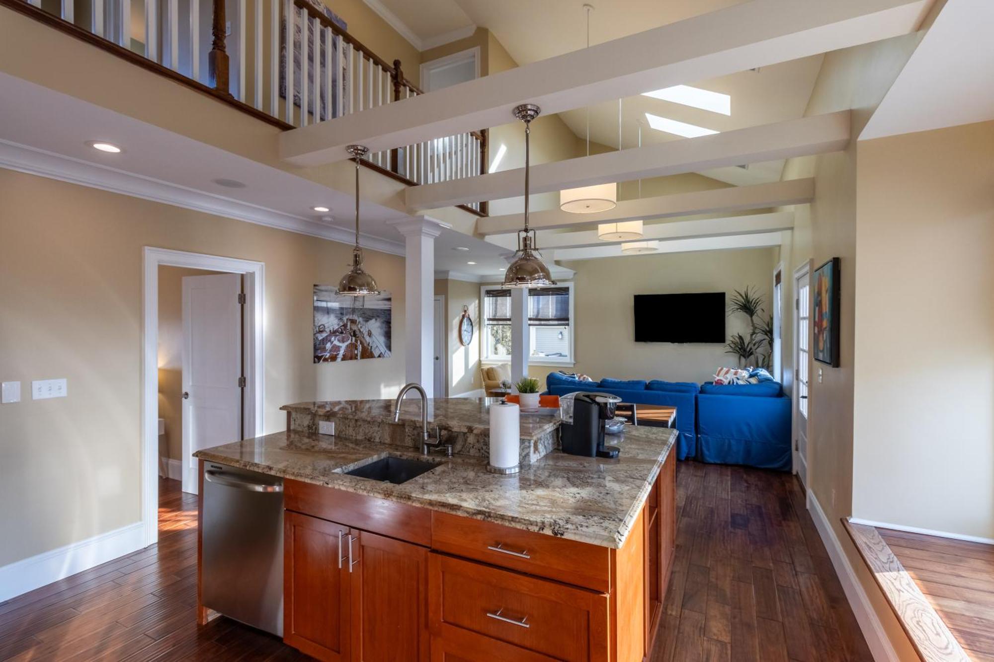 The Lofts - 546 Thames Street