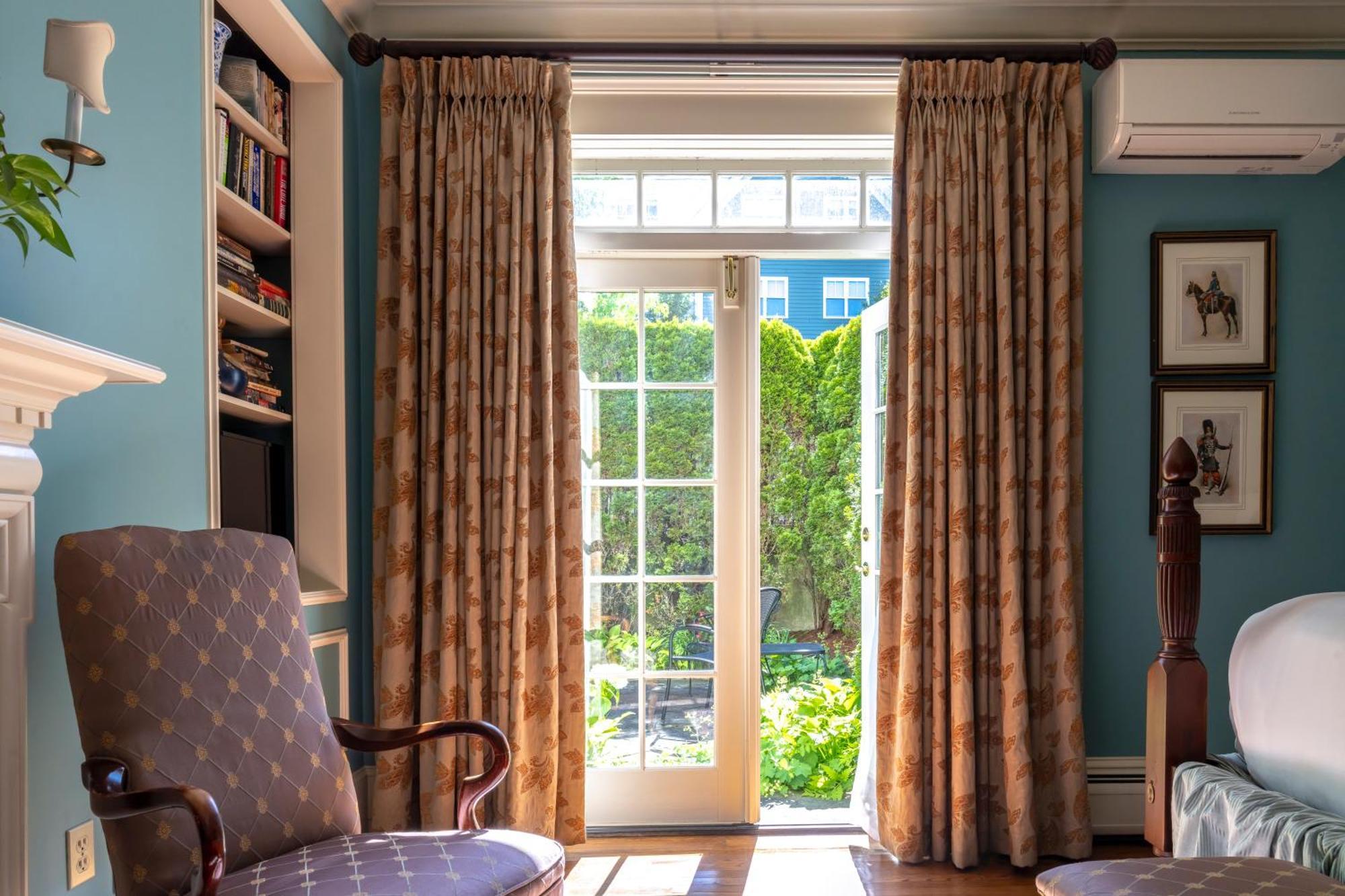Francis Malbone House Bed & Breakfast Newport
