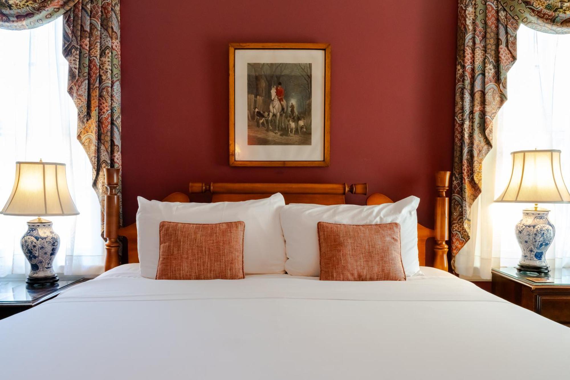 Francis Malbone House Bed & Breakfast 4*