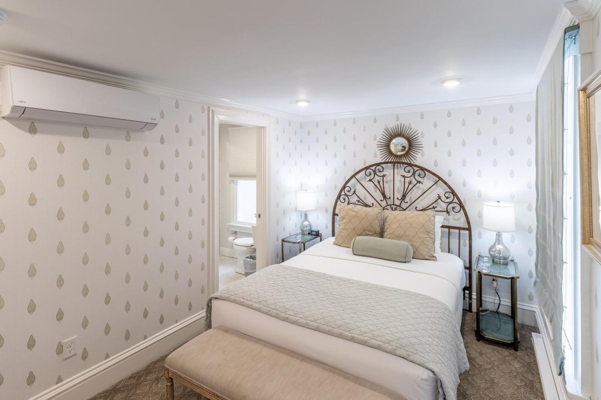 Serenity Inn 4*