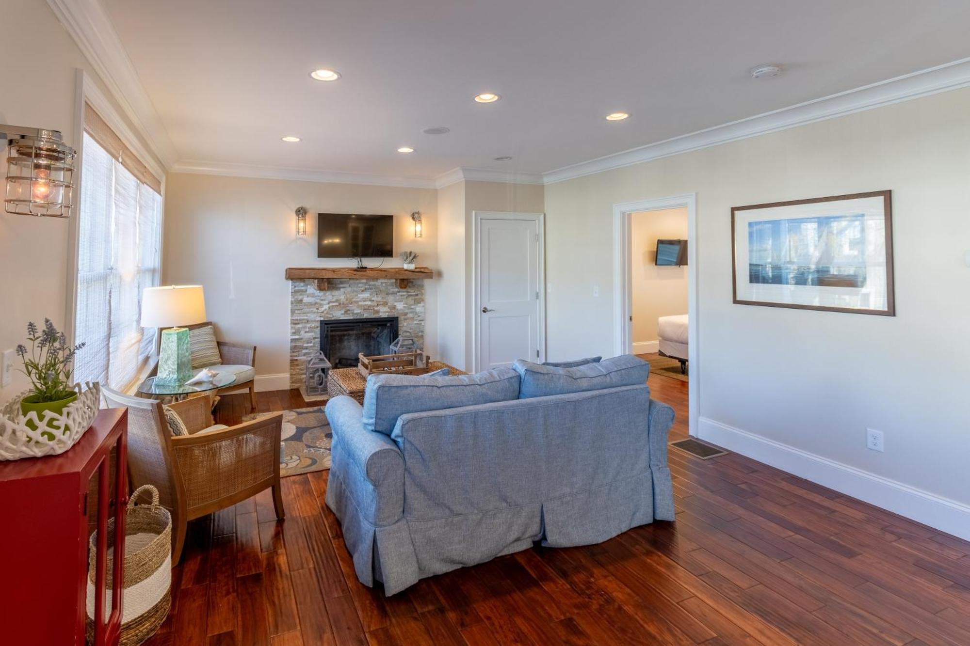 The Lofts - 546 Thames Street * Newport