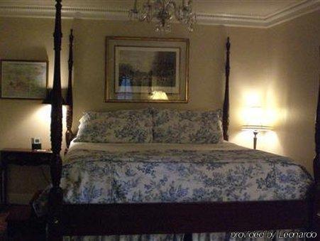 Samuel Durfee House Bed & Breakfast Newport