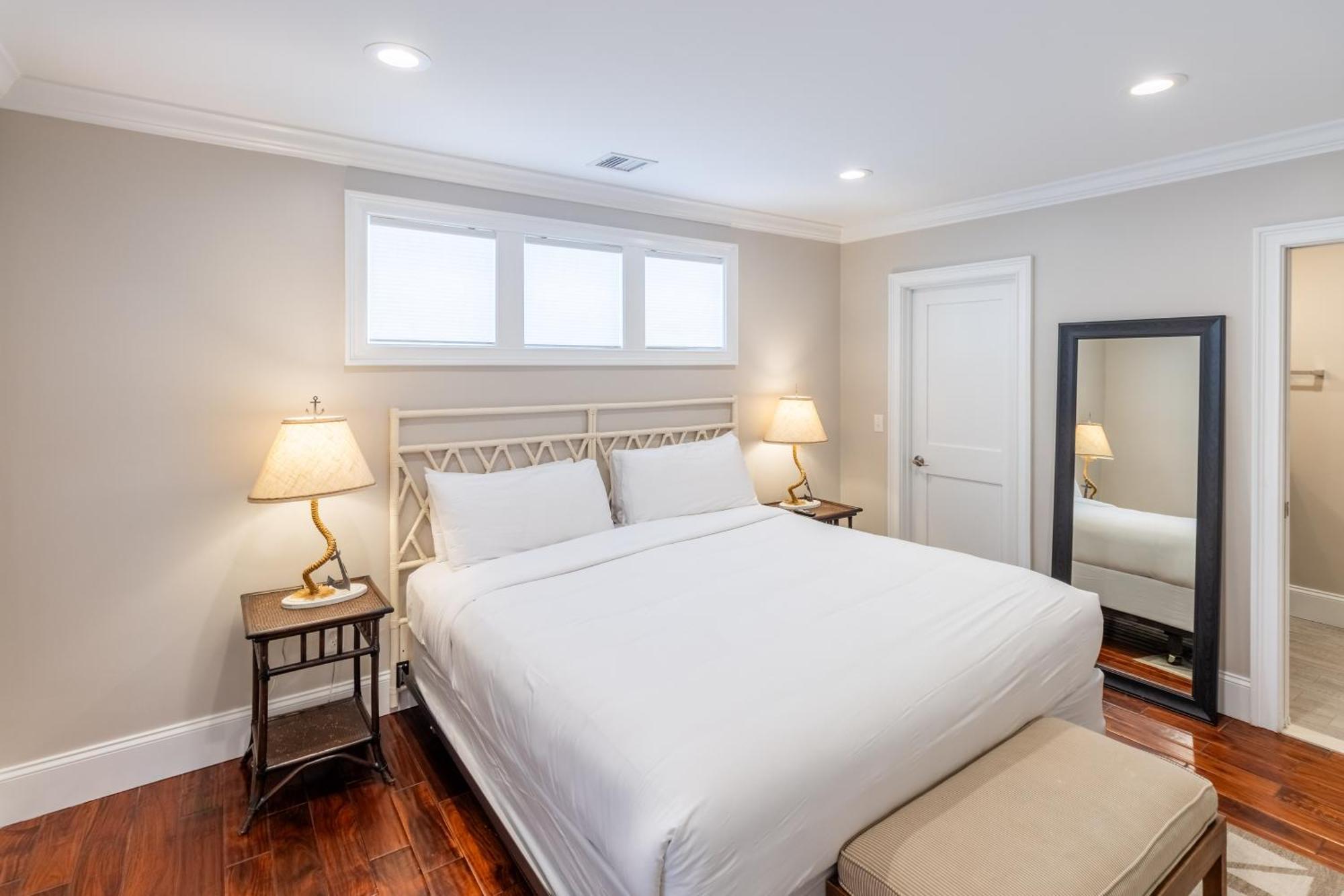 The Lofts - 548 Thames Street * Newport
