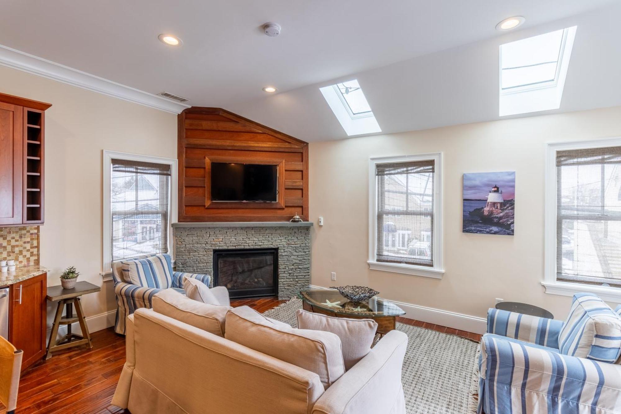 The Lofts - 548 Thames Street Newport