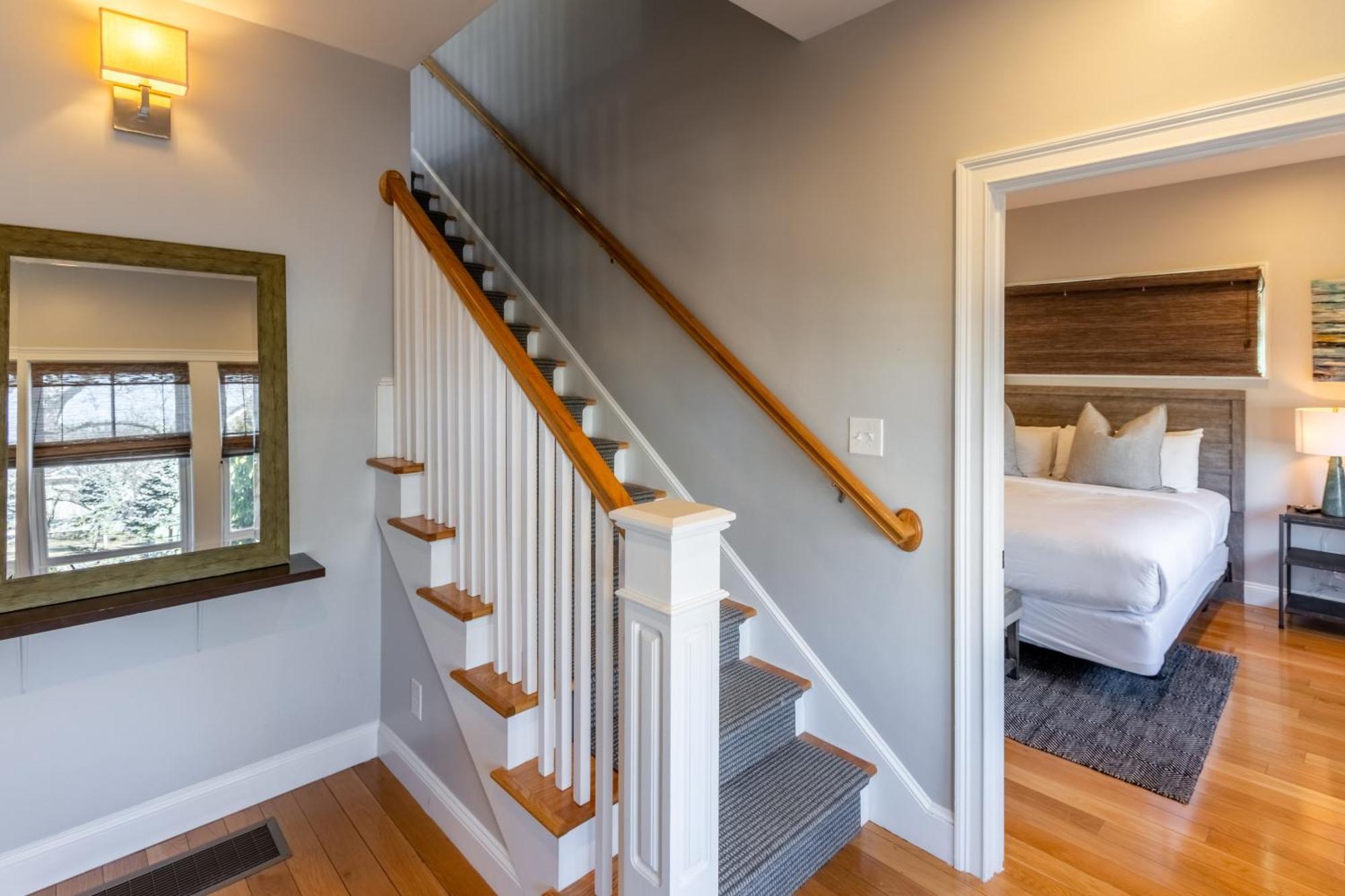 The Lofts - 595 Thames Street * Newport