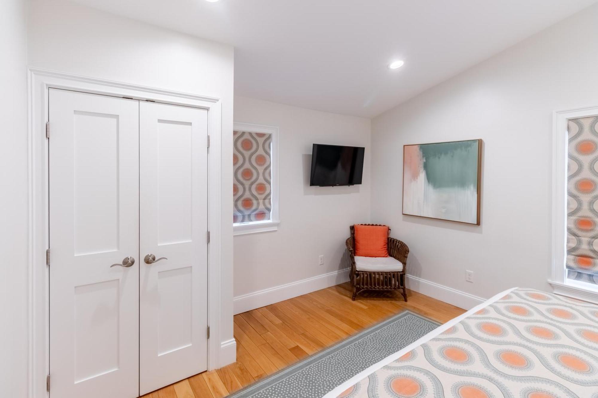 The Lofts - 359 Thames Street Apartment Newport