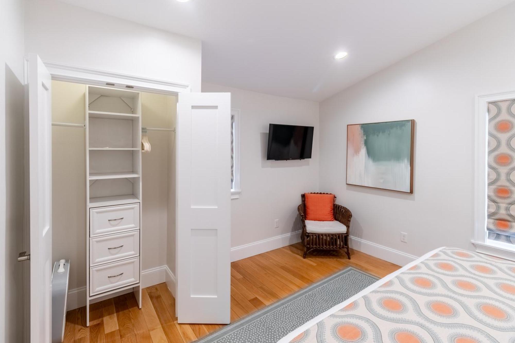 The Lofts - 359 Thames Street * Newport