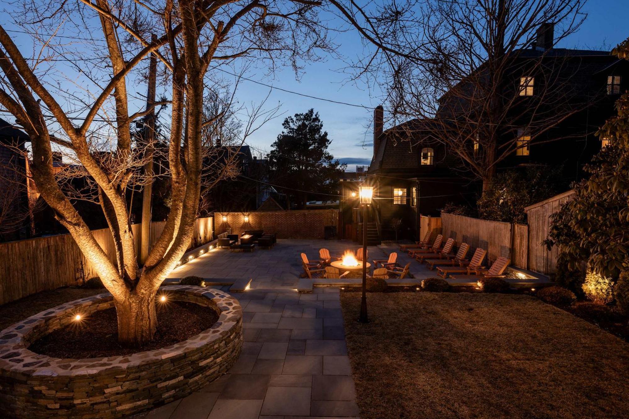 The Royce - Two Luxury Family Homes In Downtown Holiday home Newport