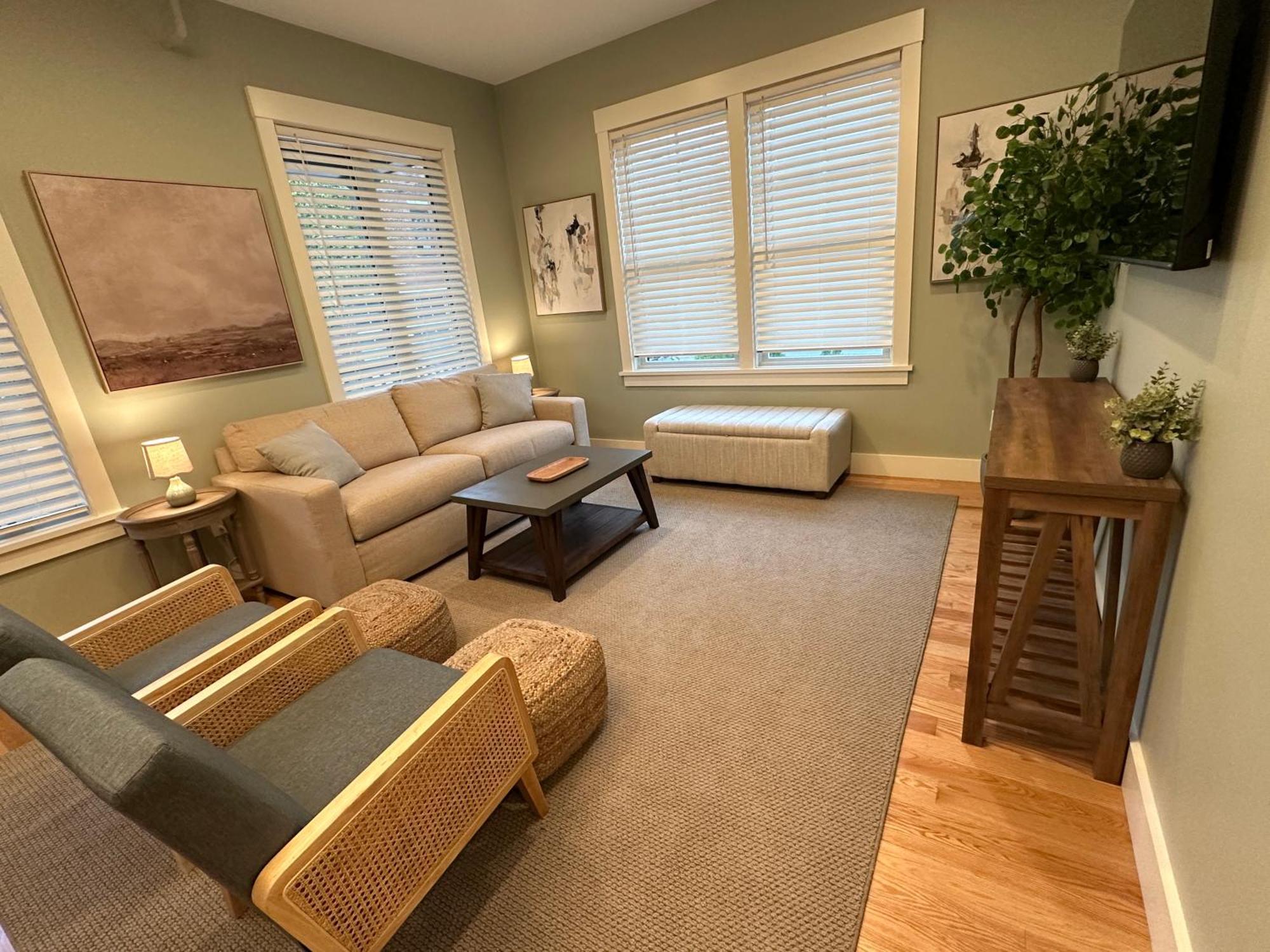 Brand New Construction! 3 Unit5 Bed Property