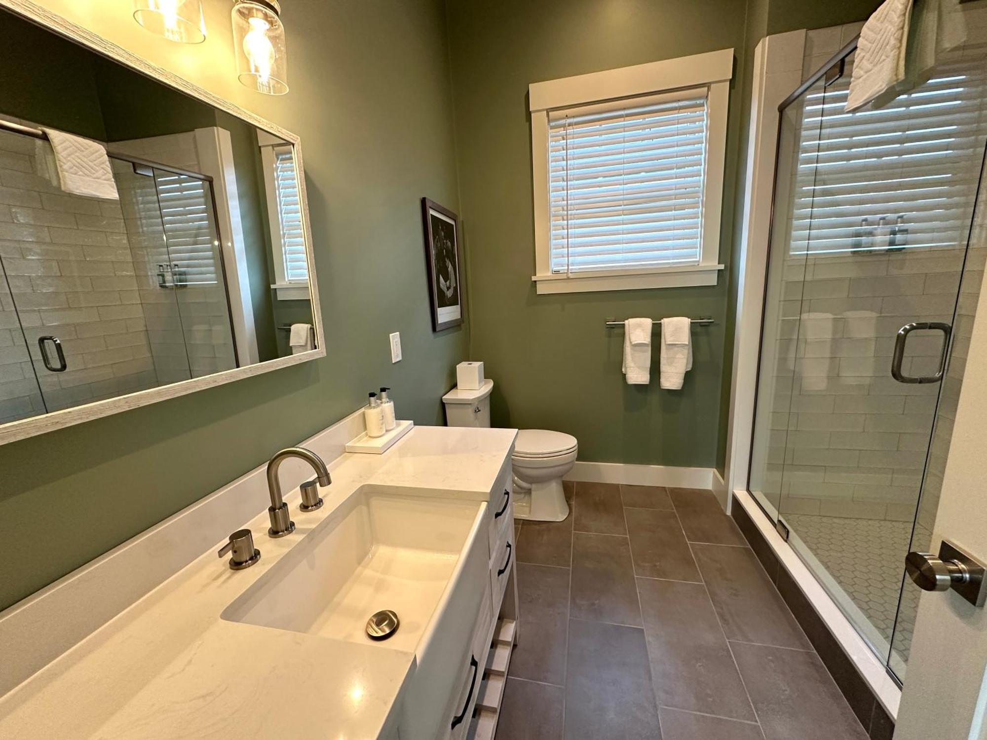 Brand New Construction! 3 Unit5 Bed Property