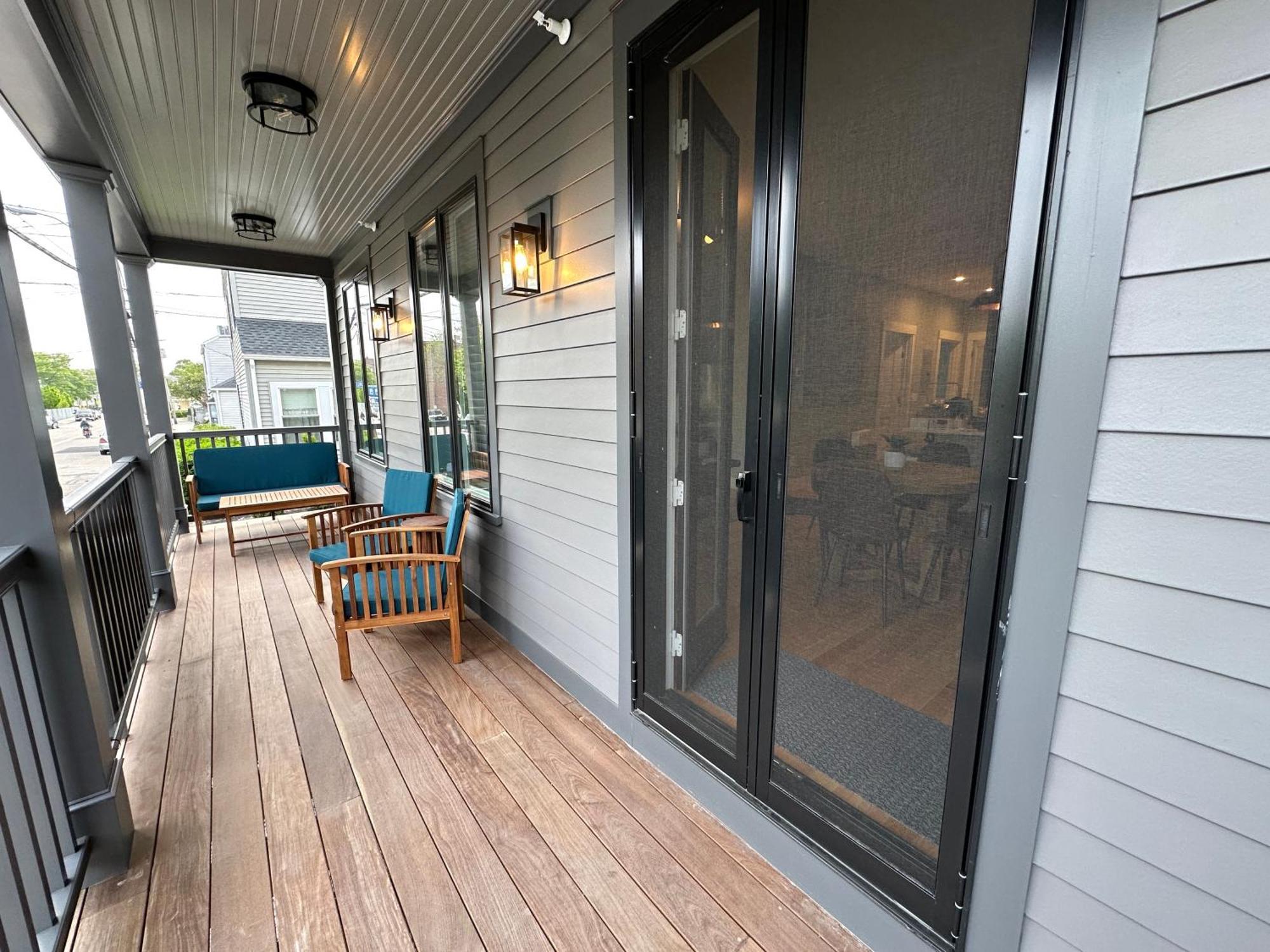 Holiday home Brand New Construction! 3 Unit5 Bed Property