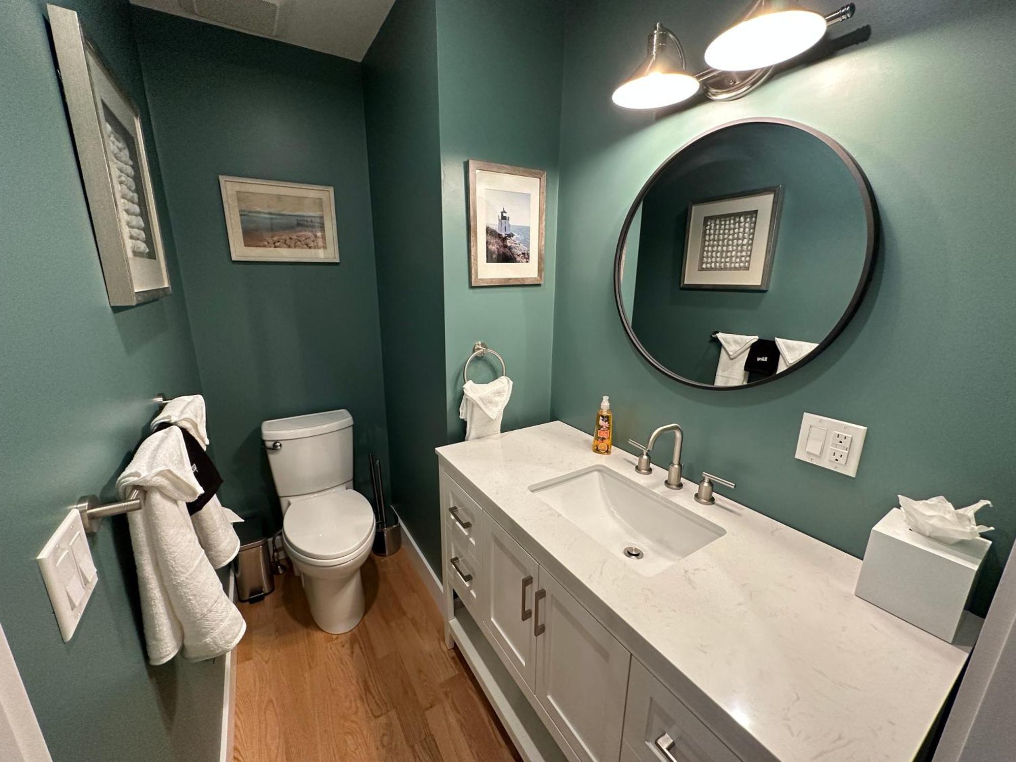 Hotel Prime Location! Renovated House! 6 Bed4 Bath *