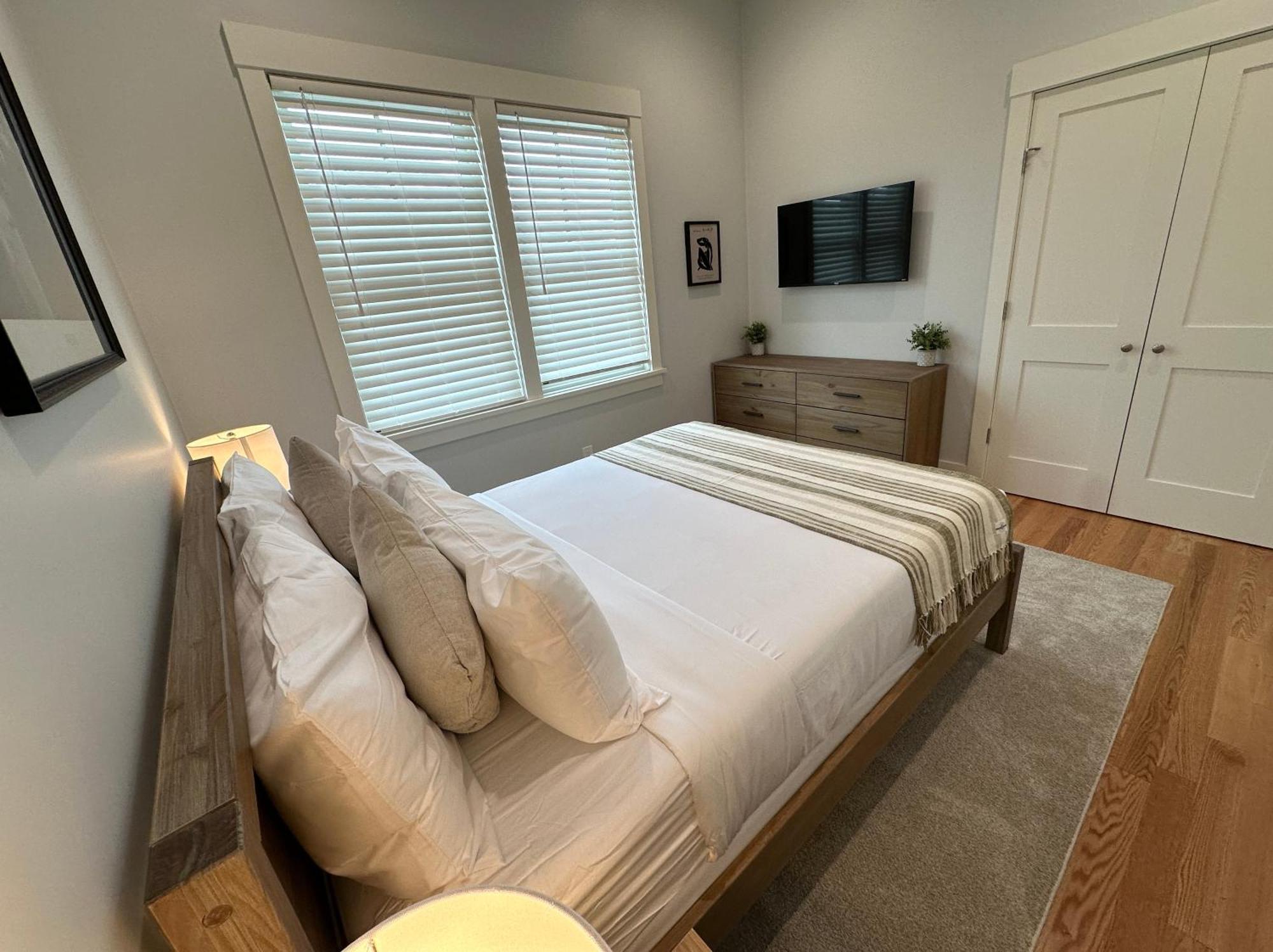 Brand New Construction! 3 Unit5 Bed Property *