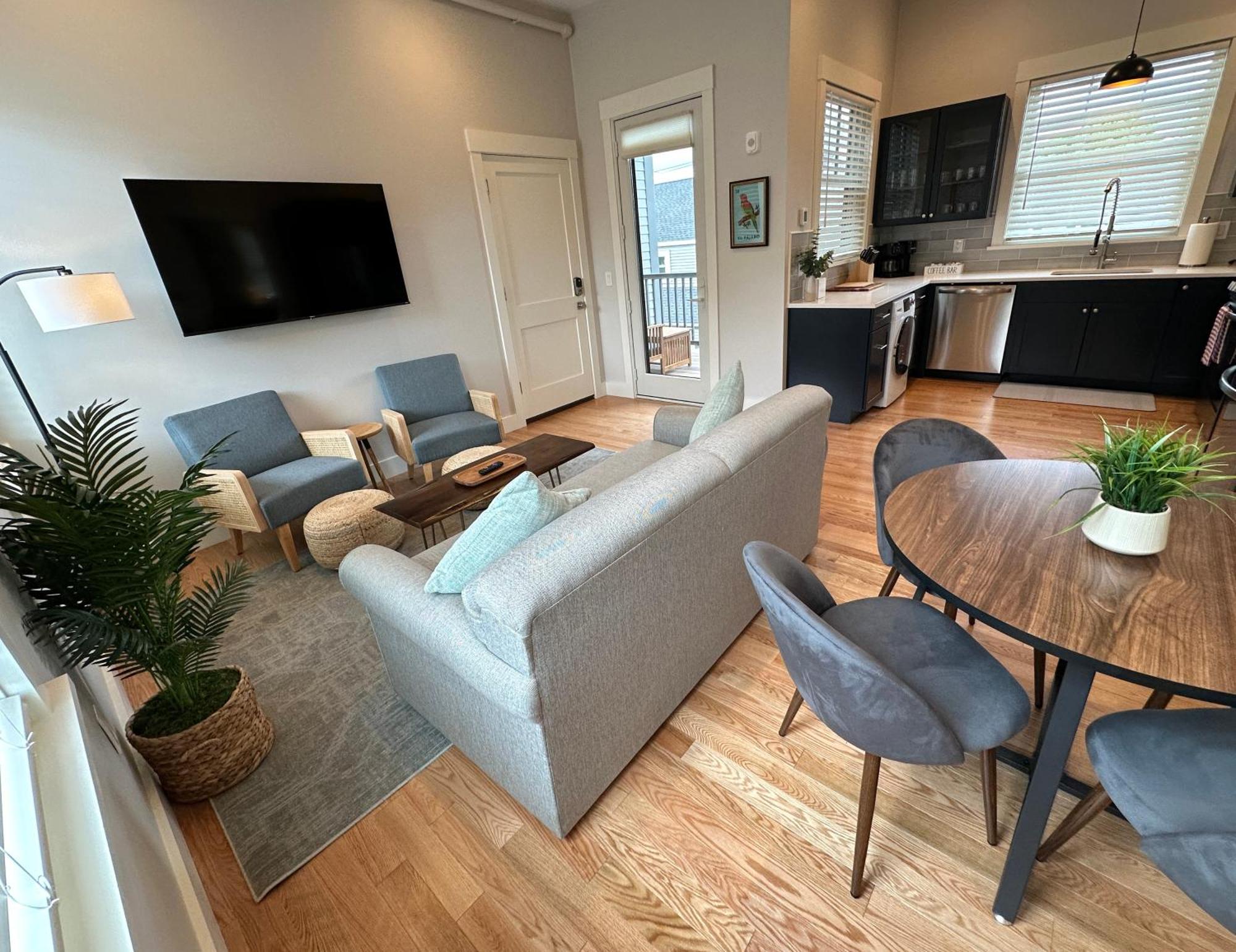 Holiday home Brand New Construction! 3 Unit5 Bed Property
