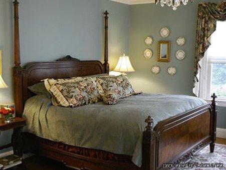 La Farge Perry House 3* Newport