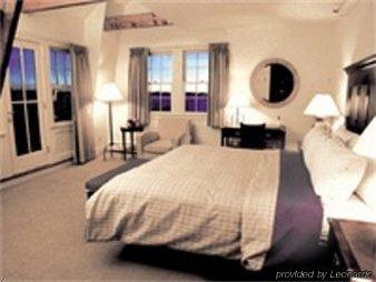 Harborside Inn