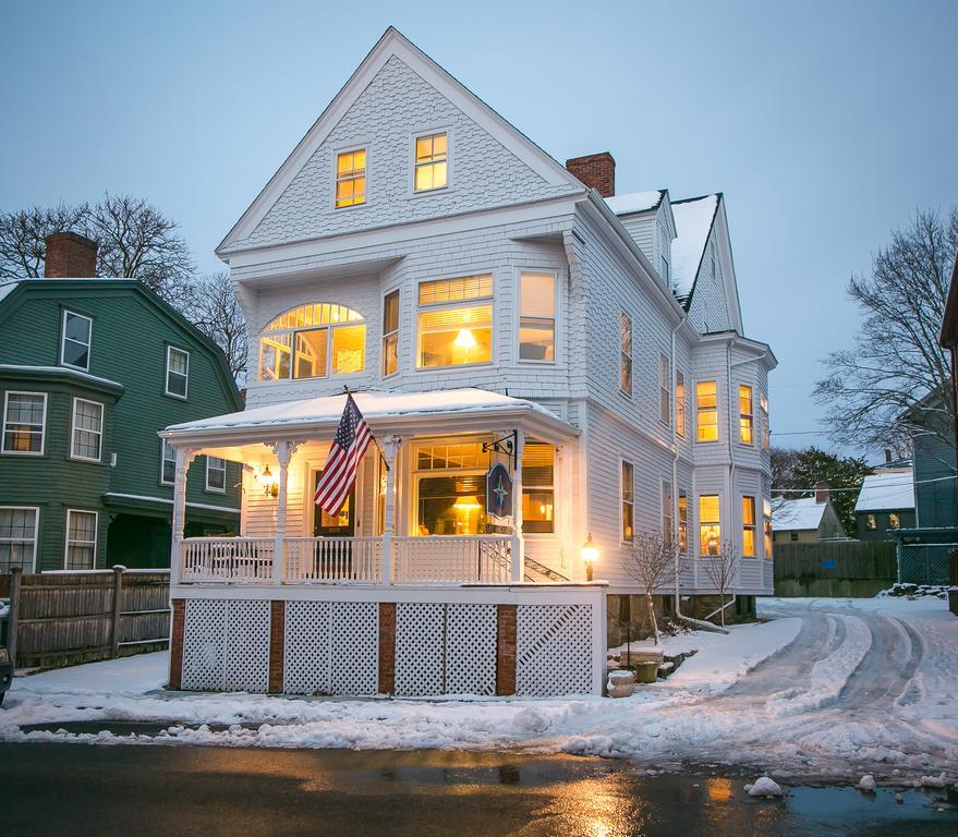 Bed & Breakfast Chart House Newport