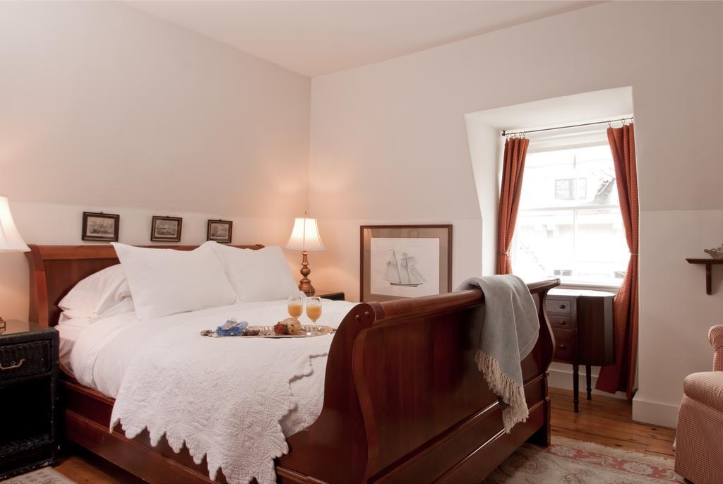 Hotel Marshall Slocum Newport