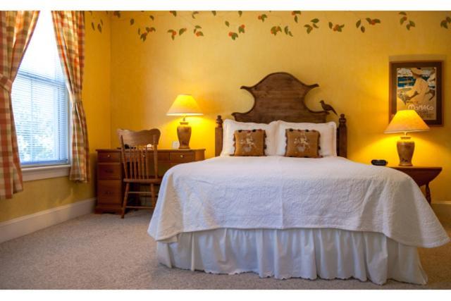 Bed & Breakfast Admiral Fitzroy 2*