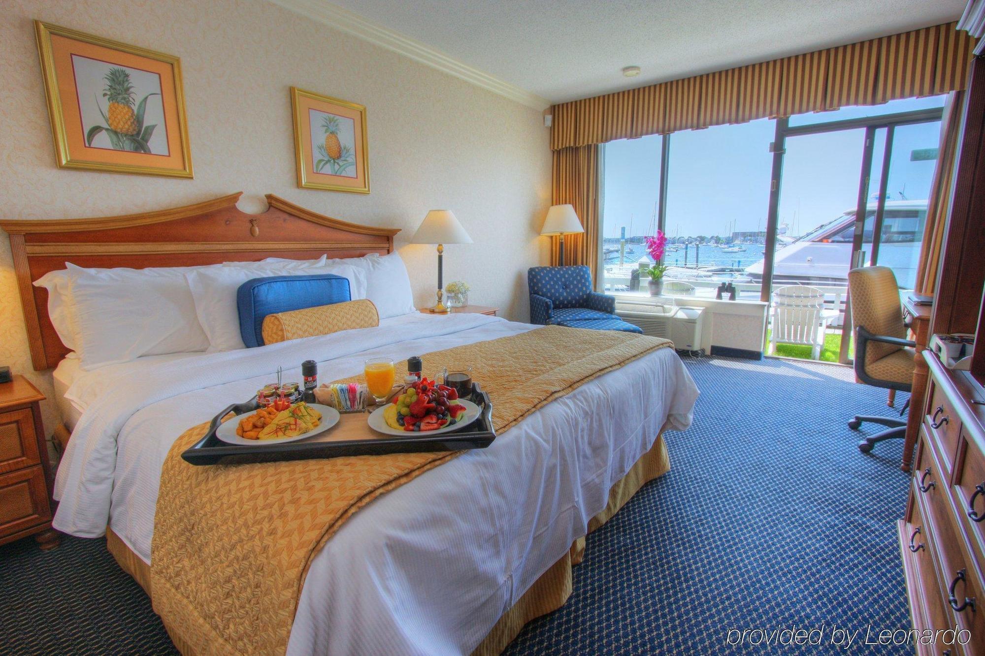 Hotel The Harbor & Marina 3*