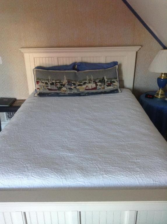 Rose Bed & Breakfast