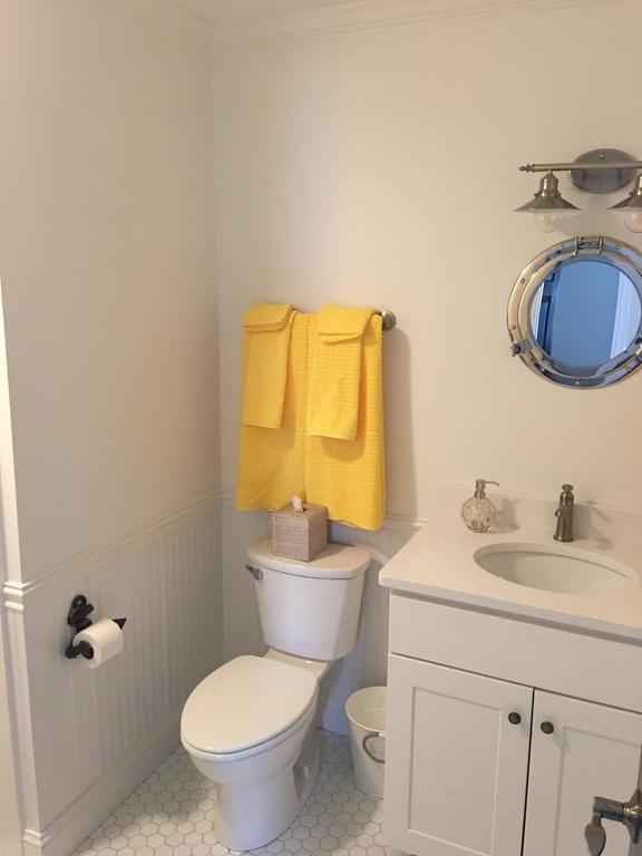 Irish American Apartment Newport