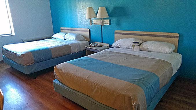 Hotel 6-newport, Ri 2*