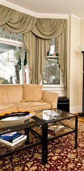Bed & Breakfast Paws On Pelham (adults Only)