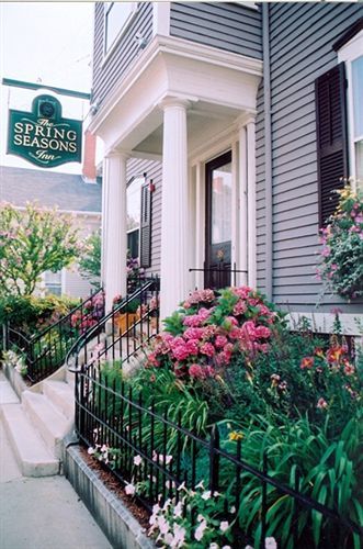 The Spring Seasons Hotel Newport