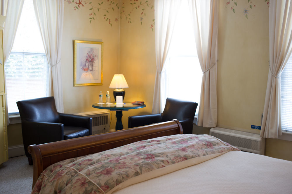 Admiral Fitzroy Bed & Breakfast Newport