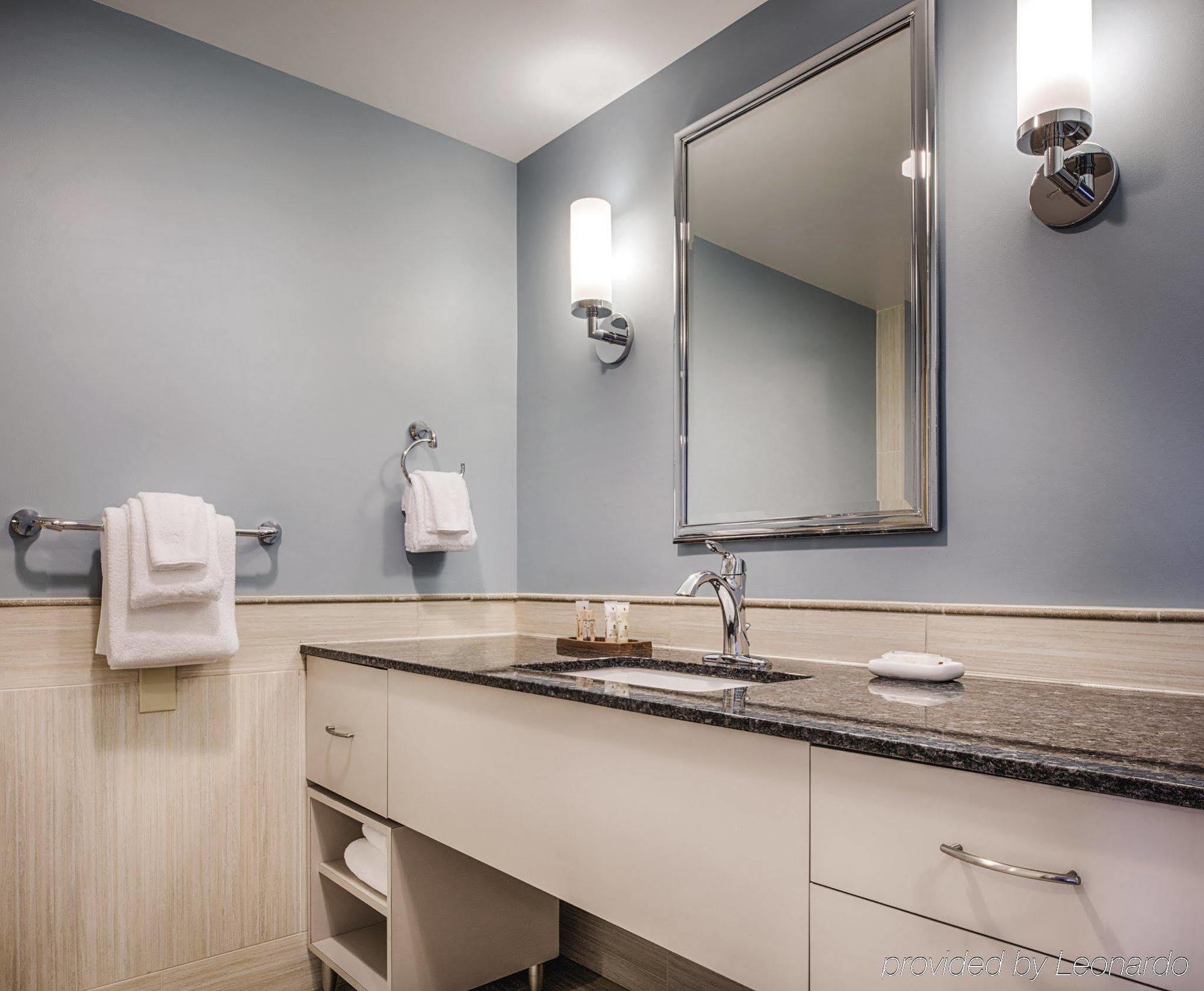Resort Club Wyndham On Long Wharf 3*