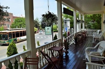 Bed & Breakfast On Bellevue (adults Only) Newport