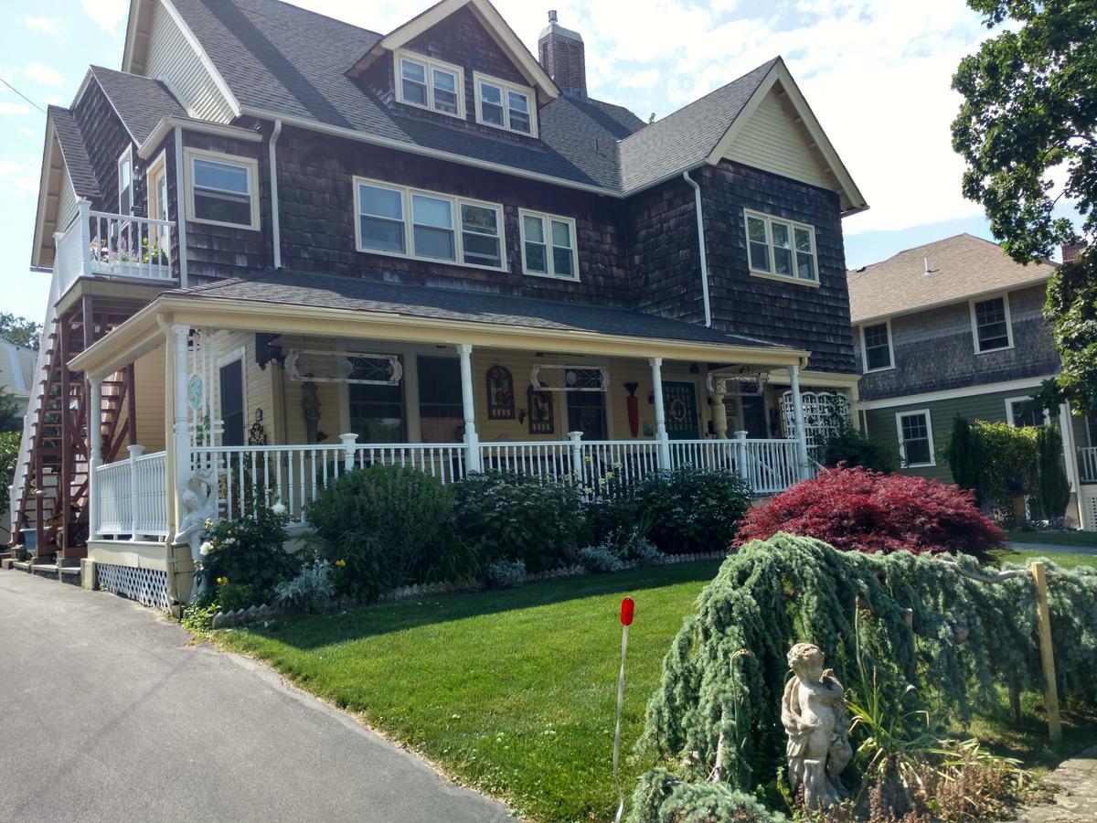Armistead 3* Newport