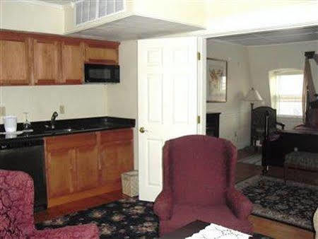 On Bellevue (adults Only) 2* Newport
