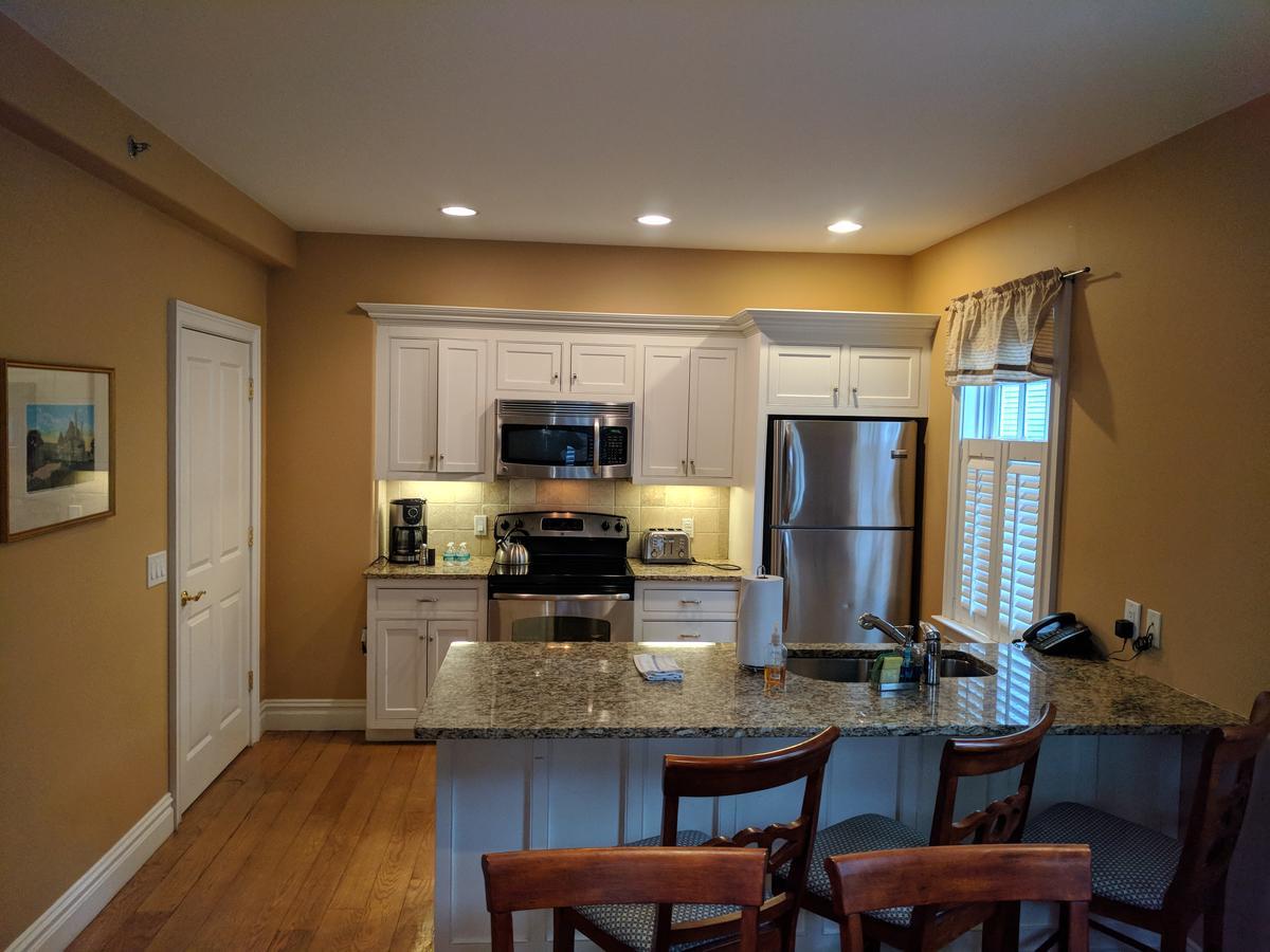 Pelham Court