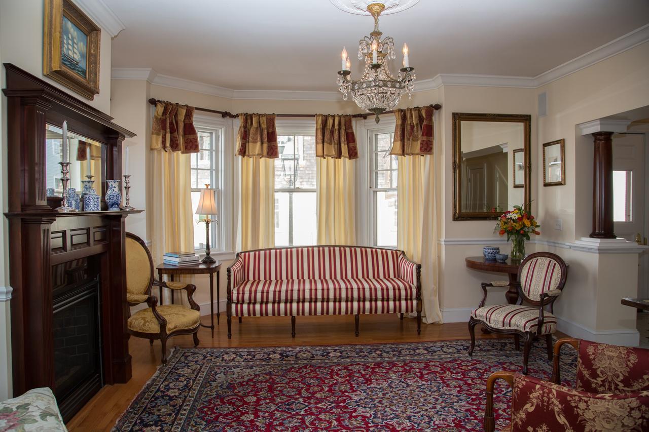 Almondy Inn