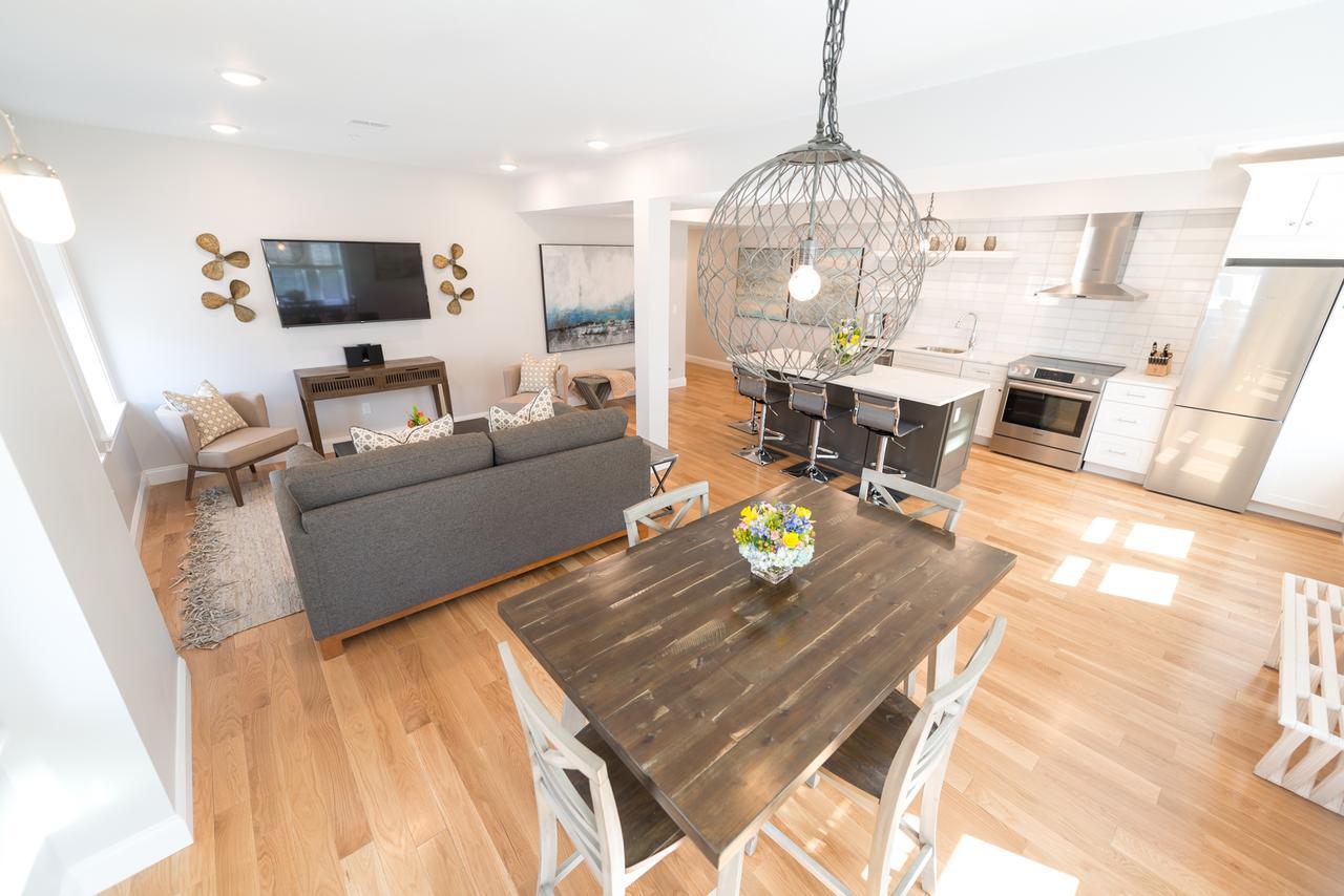 The Lofts - 364 Thames Street Apartment *