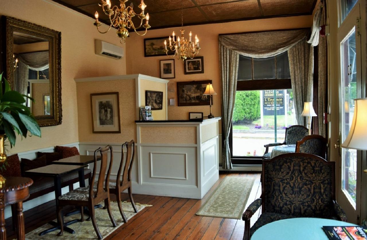 On Bellevue (adults Only) 2*