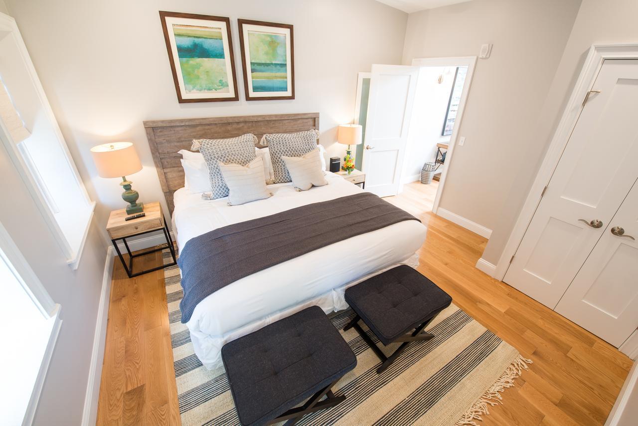 The Lofts - 364 Thames Street Apartment *