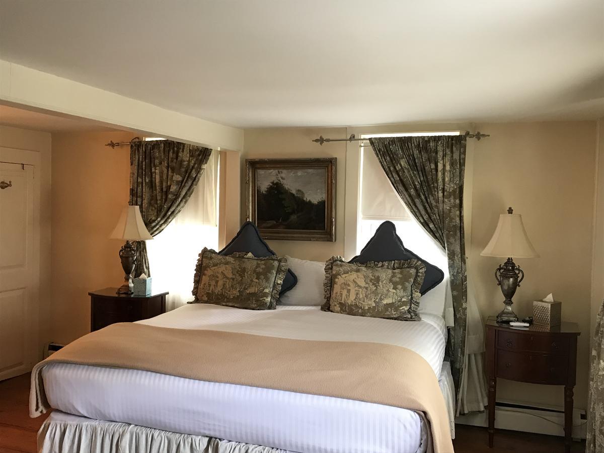 Inn Admiral Farragut 2*