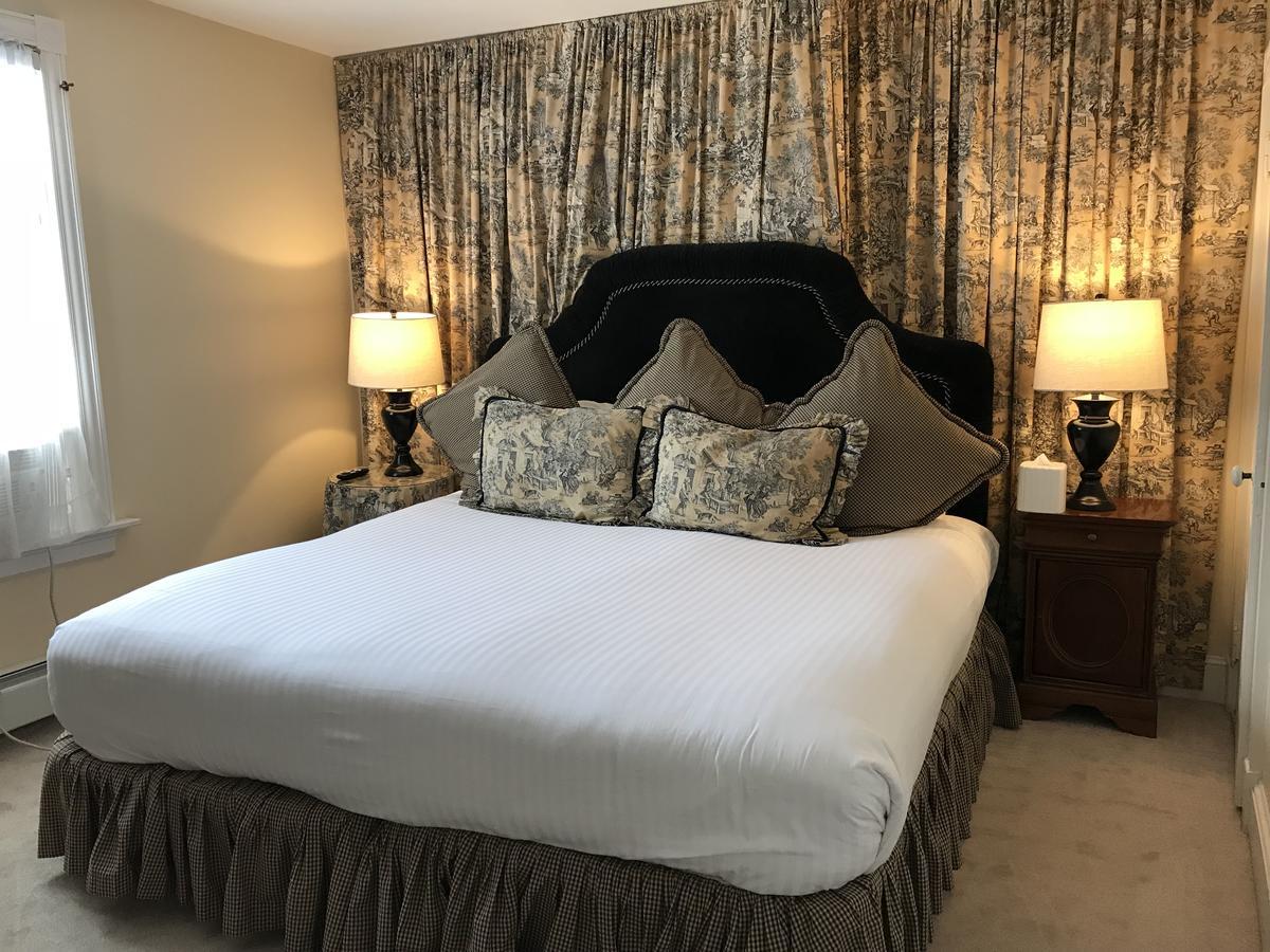 Cleveland House 3*