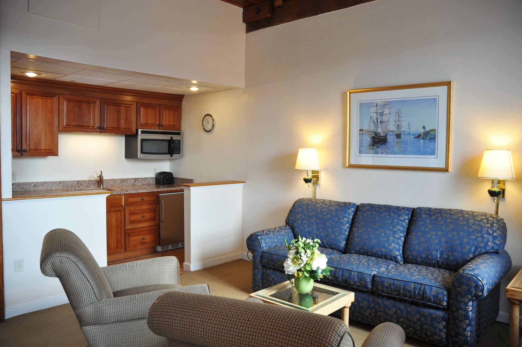Bay Club And 4* Newport