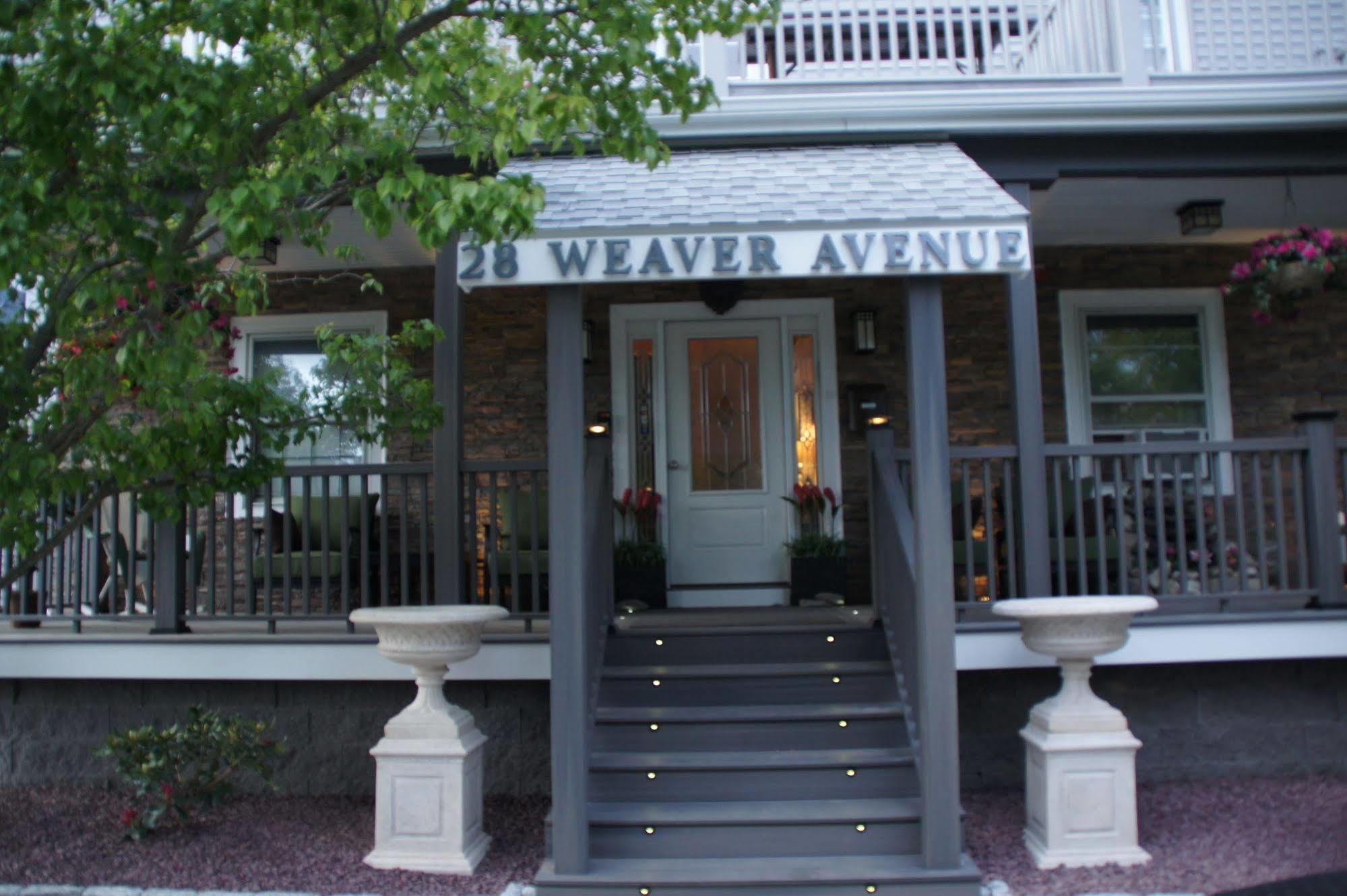 Admiral Weaver 4* Newport