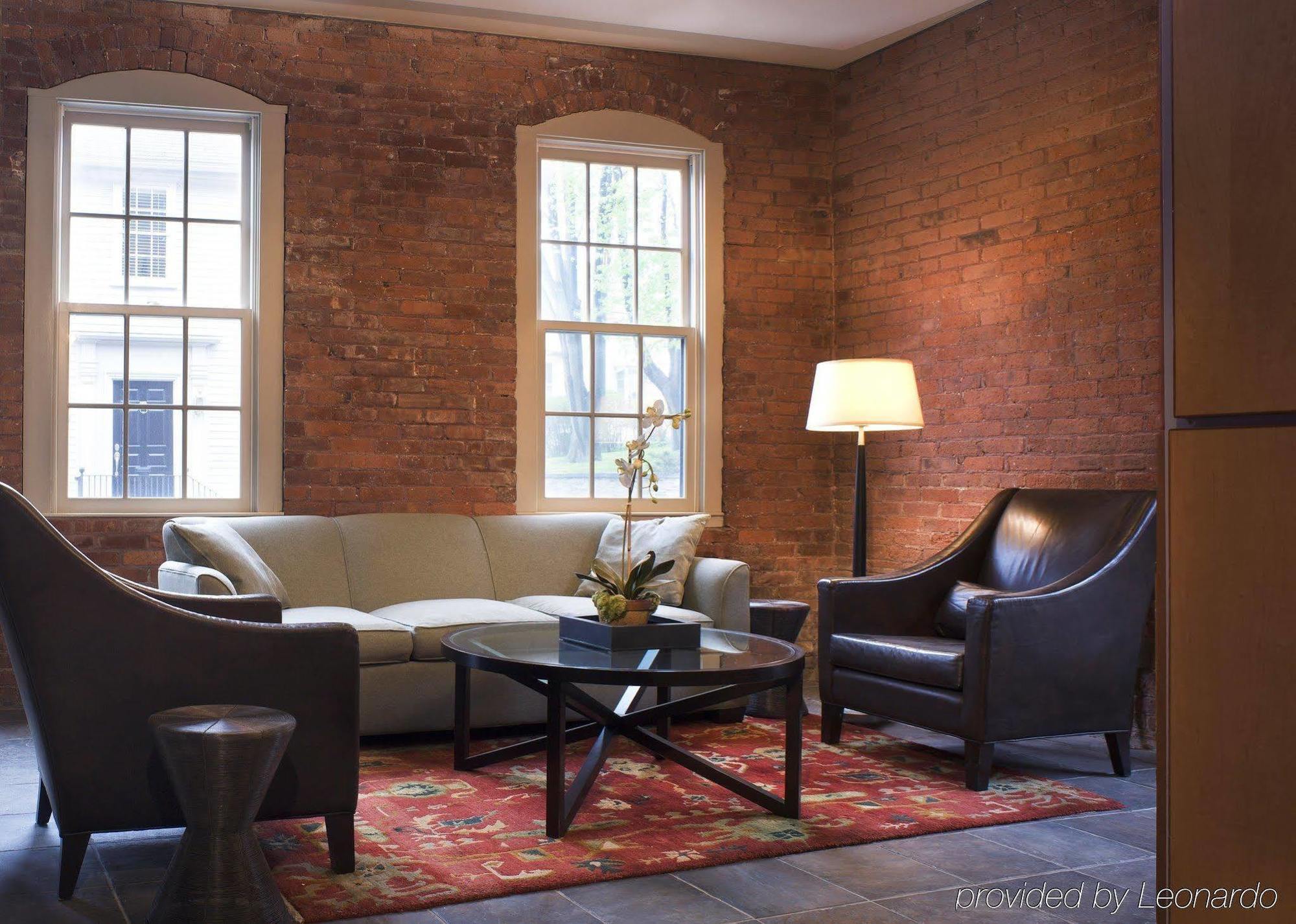 Mill Street 3* Newport