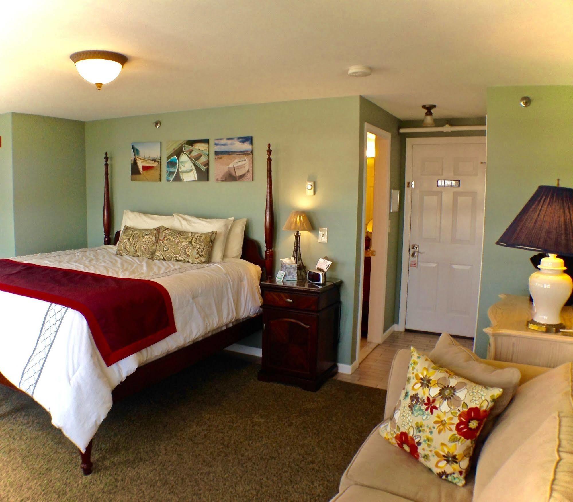 Bouchard Restaurant & Inn
