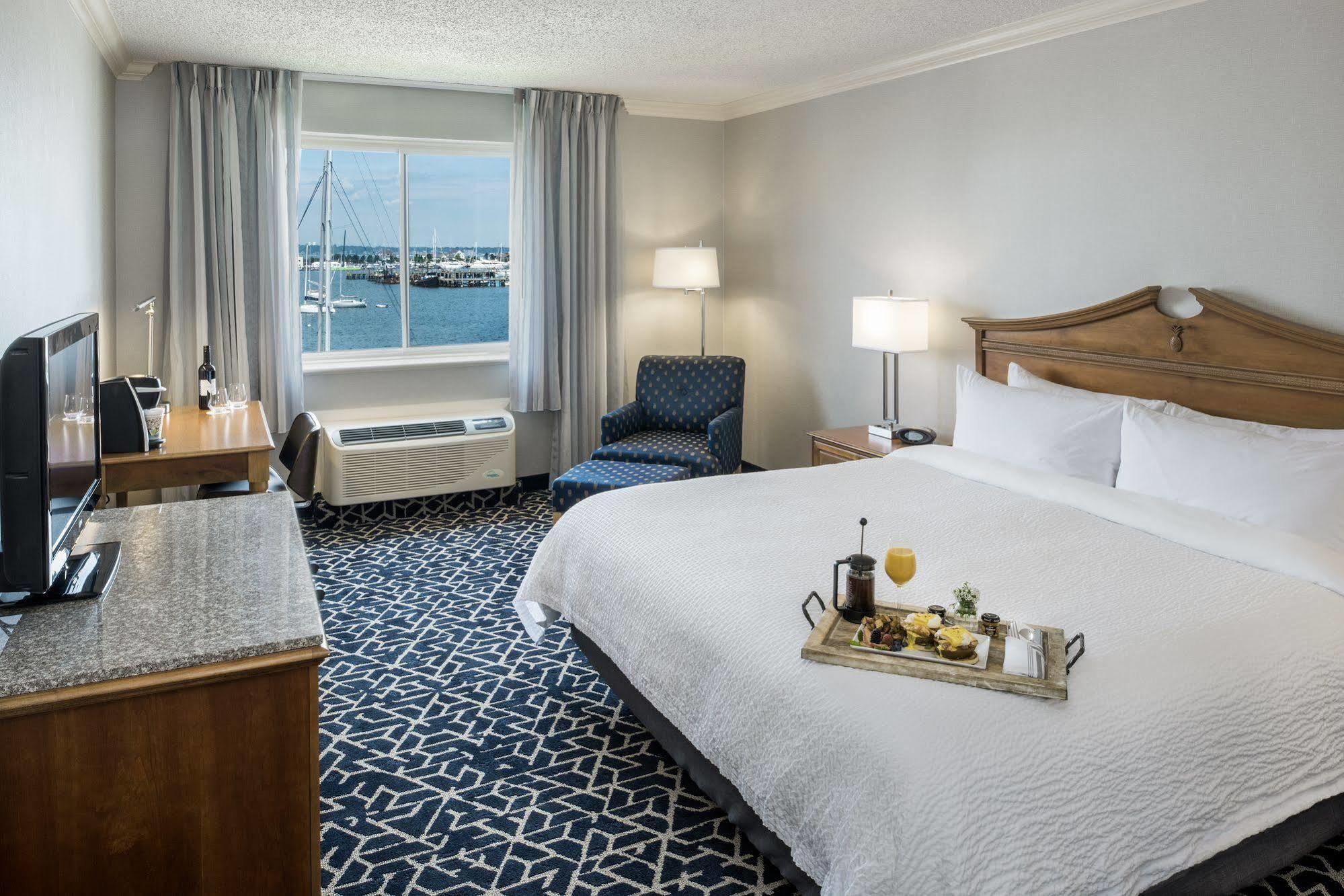 Hotel The Harbor & Marina 3*