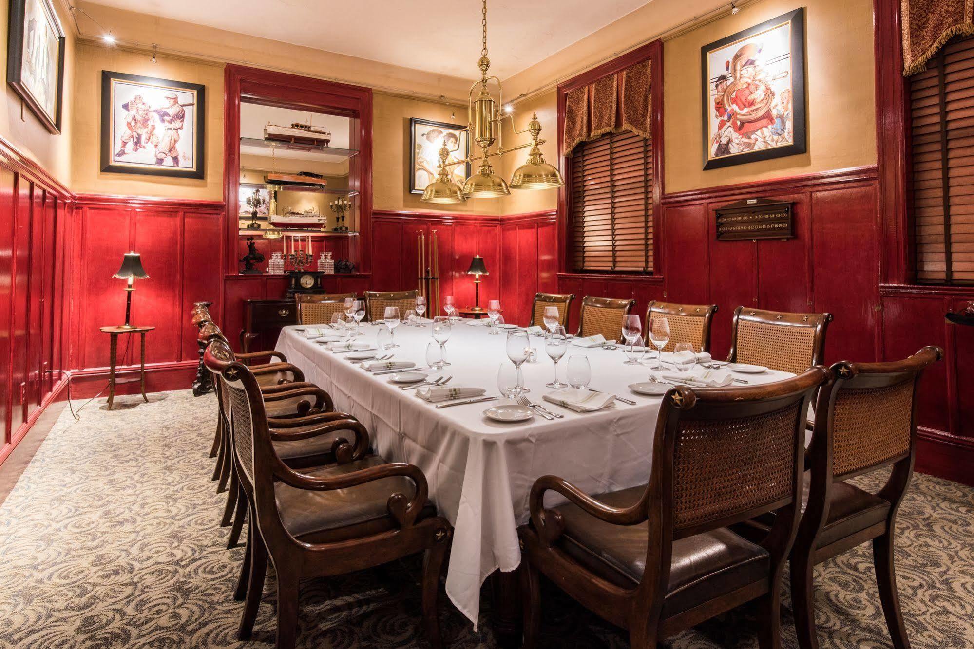 The Vanderbilt, Collection Newport
